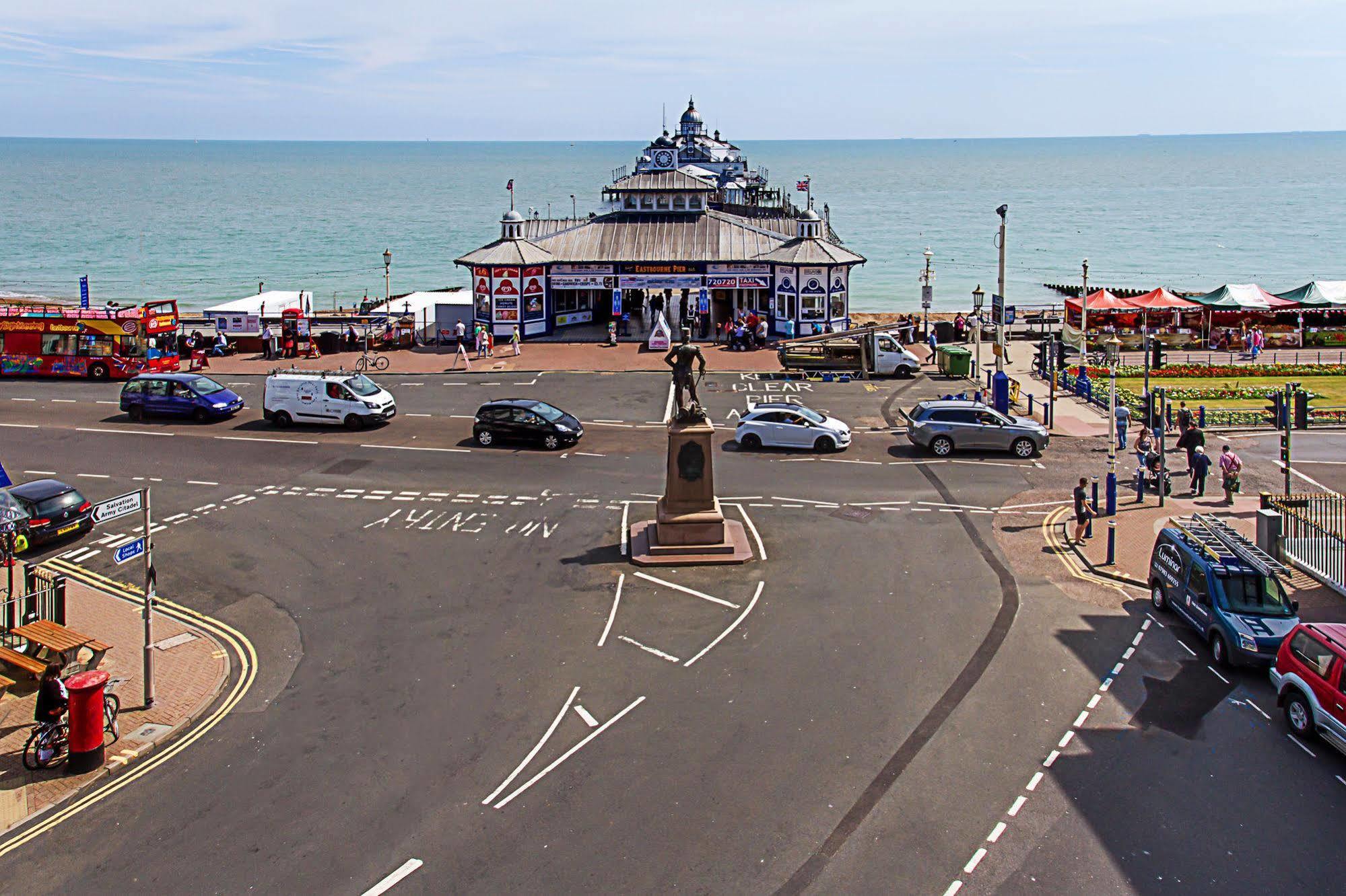 Afton Hotel Eastbourne Exteriör bild